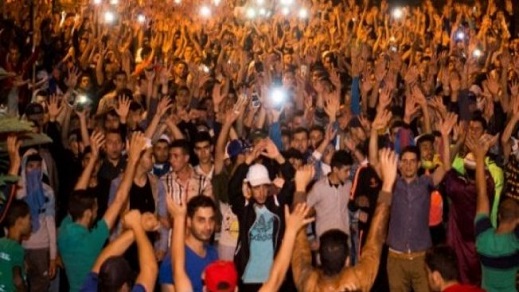 ائتلاف 21 جمعية حقوقية مغربية يصف المحاكمة بغير العادلة ويطالب بالحرية لمعتقلي الريف ائتلاف 21 جمعية حقوقية مغربية يصف المحاكمة بغير العادلة ويطالب بالحرية لمعتقلي الريف