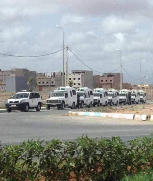بالصور.. قوات الأمن تمنع تنفيذ وقفة احتجاجية لنشطاء "حراك الريف" وسط العروي بالصور.. قوات الأمن تمنع تنفيذ وقفة احتجاجية لنشطاء "حراك الريف" وسط العروي