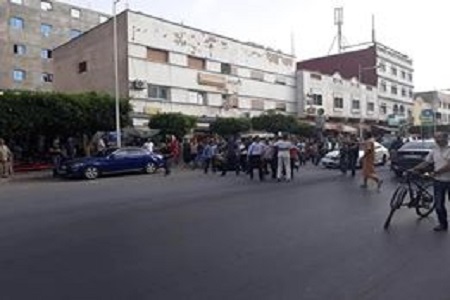بالصور.. قوات الأمن تمنع تنفيذ وقفة احتجاجية لنشطاء "حراك الريف" وسط العروي