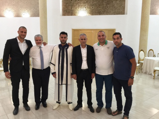 ناظورسيتي تهنئ الصديق مصطفى المغلوق بمناسبة دخوله القفص الذهبي ناظورسيتي تهنئ الصديق مصطفى المغلوق بمناسبة دخوله القفص الذهبي