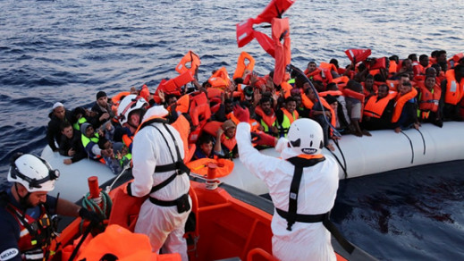 قاربان على متنه 86 مهاجر سريا أبحرا من سواحل الناظور أحدهما يصل إسبانيا والثاني في طريقه