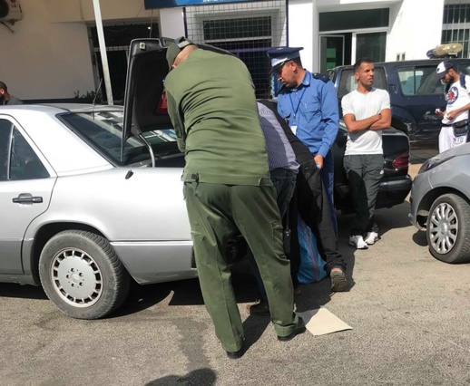 حجز 250 كلغ من الحلويات الفاسدة المنتهية صلاحية استهلاكها كانت في طريقها إلى الناظور حجز 250 كلغ من الحلويات الفاسدة المنتهية صلاحية استهلاكها كانت في طريقها إلى الناظور