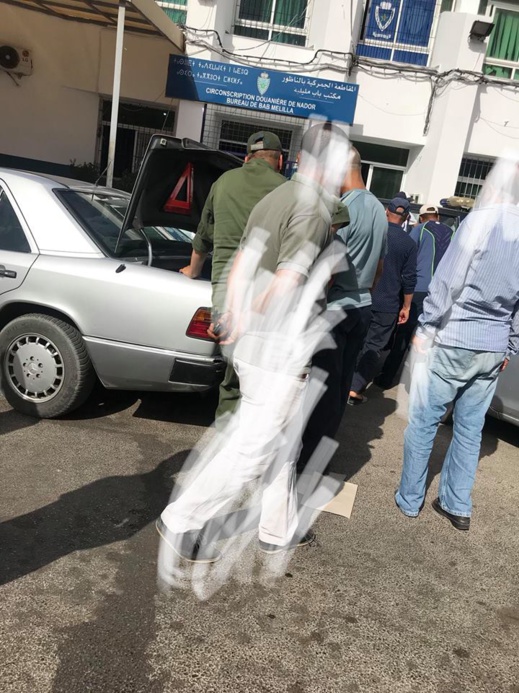 حجز 250 كلغ من الحلويات الفاسدة المنتهية صلاحية استهلاكها كانت في طريقها إلى الناظور حجز 250 كلغ من الحلويات الفاسدة المنتهية صلاحية استهلاكها كانت في طريقها إلى الناظور