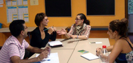 افتتاح الموسم المسرحي والثقافي 2010- 2011   لفرقة الريف للمسرح الأمازيغي بالحسيمة افتتاح الموسم المسرحي والثقافي 2010- 2011   لفرقة الريف للمسرح الأمازيغي بالحسيمة