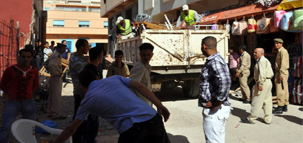 حملة حجز واسعة تستهدف تجار شارع سوق أولاد ميمون بالناظور حملة حجز واسعة تستهدف تجار شارع سوق أولاد ميمون بالناظور