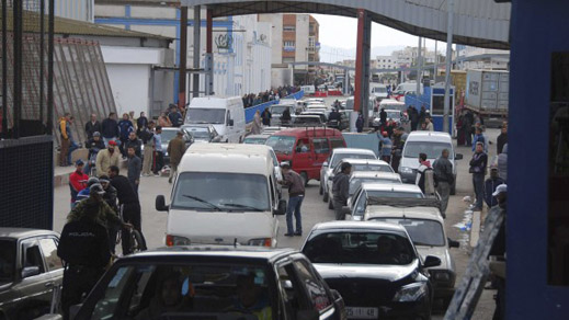 سلطات مليلية تستنفر دبلوماسية بلادها لثني المغرب عن حظر استيراد السلع عبر بني انصار سلطات مليلية تستنفر دبلوماسية بلادها لثني المغرب عن حظر استيراد السلع عبر بني انصار