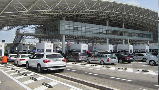 هذه تسهيلات وإعفاءات جمركية يستفيد منها أفراد الجالية العائدين بصفة نهائية إلى المغرب هذه تسهيلات وإعفاءات جمركية يستفيد منها أفراد الجالية العائدين بصفة نهائية إلى المغرب