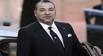 الملك محمد السادس يصل الى مدينة الحسيمة لقضاء عطلته الصيفية الملك محمد السادس يصل الى مدينة الحسيمة لقضاء عطلته الصيفية