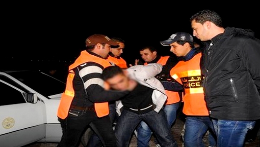 مثير.. اختفاء فتاة بزايو لـ 3 أسابيع والأمن يعثر عليها رفقة زعيم عصابة متخصصة في استدراج القاصرات