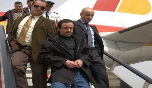 إسبانيا تساعد الجهاديين المغاربة التائبين للعودة من بؤر التوتر وتدفع لهم أسعار تذاكر الطائرة إسبانيا تساعد الجهاديين المغاربة التائبين للعودة من بؤر التوتر وتدفع لهم أسعار تذاكر الطائرة