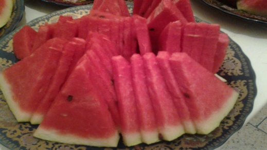 فاكهة 'الدلاح' ترسل أسرة مكونة من 9 أفراد إلى المستعجلات فاكهة 'الدلاح' ترسل أسرة مكونة من 9 أفراد إلى المستعجلات