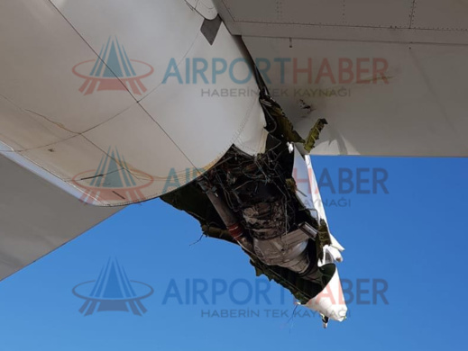 شاهدوا.. اصطدام طائرة الخطوط الملكية المغربية بأخرى تركية في مطار أتاتورك شاهدوا.. اصطدام طائرة الخطوط الملكية المغربية بأخرى تركية في مطار أتاتورك