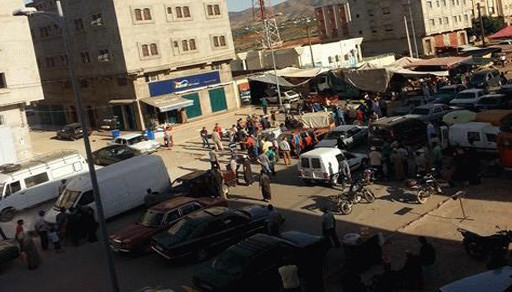 تمسمان.. إحتلال الشارع الرئيسي وغياب التشوير يسببان فوضى مرورية وحوادث سير خطيرة ببلدة كرونة تمسمان.. إحتلال الشارع الرئيسي وغياب التشوير يسببان فوضى مرورية وحوادث سير خطيرة ببلدة كرونة