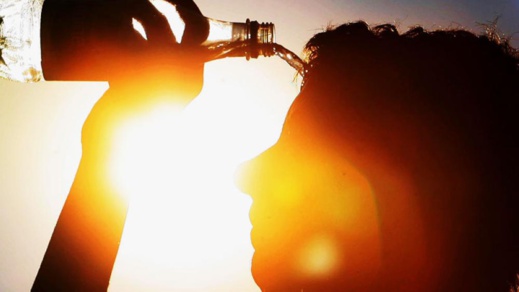 مديرية الارصاد تتوقع استمرار موجات الحرارة وزخات رعدية بعدد من المناطق مديرية الارصاد تتوقع استمرار موجات الحرارة وزخات رعدية بعدد من المناطق