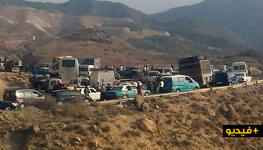 الدريوش.. انهيارات جبلية تتسبب في إغلاق الطريق السريع بين قاسيطة والحسيمة وتحاصر مئات المواطنين  الدريوش.. انهيارات جبلية تتسبب في إغلاق الطريق السريع بين قاسيطة والحسيمة وتحاصر مئات المواطنين