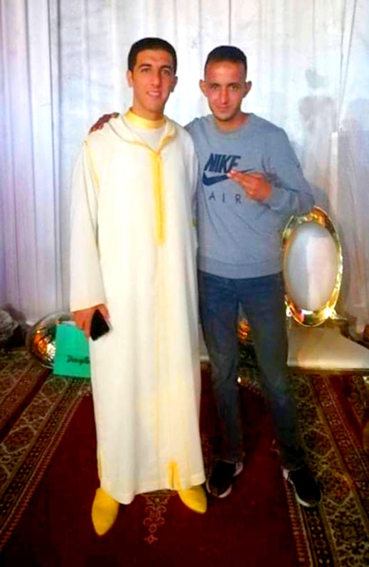 أسرة ناظورسيتي تهنئ حكم البطولة الوطنية هشام التمسماني بمناسبة دخوله القفص الذهبي أسرة ناظورسيتي تهنئ حكم البطولة الوطنية هشام التمسماني بمناسبة دخوله القفص الذهبي