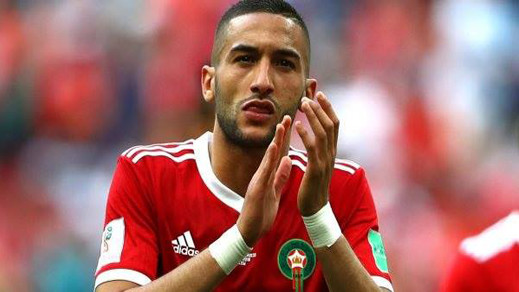 المنتخب الوطني يحتفل بالريفي حكيم زياش داخل معسكره وحكيمي ينشر صور التكريم المنتخب الوطني يحتفل بالريفي حكيم زياش داخل معسكره وحكيمي ينشر صور التكريم