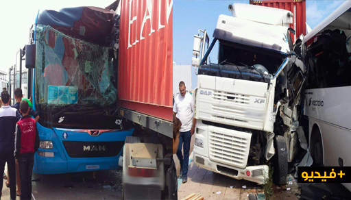 شاهدوا.. أول حادثة سير خطيرة لطوبيس الناظور الجديد قرب مرجان شاهدوا.. أول حادثة سير خطيرة لطوبيس الناظور الجديد قرب مرجان
