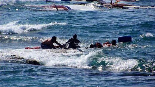 مصالح الإنقاذ البحري الاسباني تنقذ 60 مهاجرٍ سريّ انطقلوا من شاطئ ببويافر نواحي الناظور