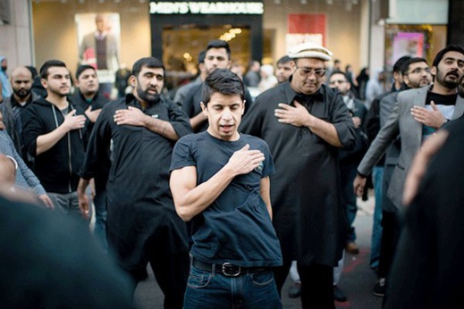 مغاربة ضمنهم ريفيون مقيمون ببلجيكا يحييون ذكرى "عاشوراء" على الطريقة الشيعية مغاربة ضمنهم ريفيون مقيمون ببلجيكا يحييون ذكرى "عاشوراء" على الطريقة الشيعية