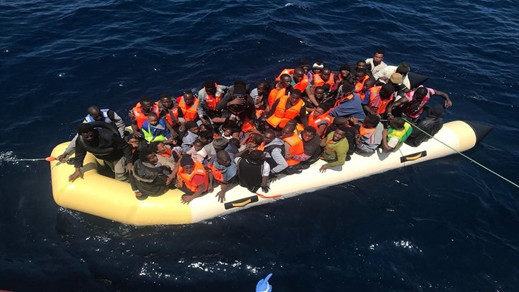 إسبانيا تكشف عن رقم قياسي في عدد المهاجرين الذين أنقذتهم من البحر في ظرف يوم واحد