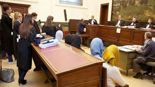 بعد إدانته ب12 سنة سجنا.. النائب العام يطالب بسحب الجنسية البلجيكية من زعيم الشريعة في بلجيكا وطرده الى المغرب 