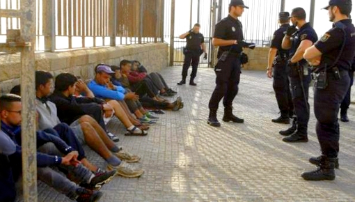 خبر صادم لـ "الحراكة".. المغرب يوافق لإسبانيا على ترحيل المغاربة القاطنين بأرضيها دون وثائق الإقامة