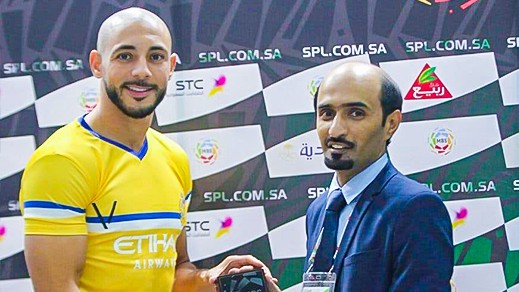 الريفي أمرابط ينال جائزة أفضل لاعب في الدوري السعودي الريفي أمرابط ينال جائزة أفضل لاعب في الدوري السعودي