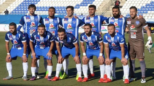 شباب الريف الحسيمي يحصد نقطته الأولى في البطولة الوطنية بعد تعادله مع إتحاد طنجة شباب الريف الحسيمي يحصد نقطته الأولى في البطولة الوطنية بعد تعادله مع إتحاد طنجة