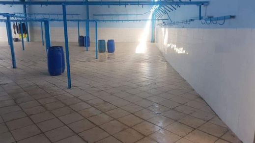 إضراب الجزارة يضع مجلس جماعة العروي في موقف محرج إضراب الجزارة يضع مجلس جماعة العروي في موقف محرج