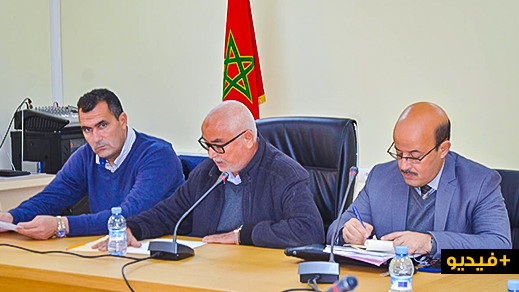 الأغلبية تسقط مشروع الميزانية بسلوان.. والرئيس يحذر من المساس بحقوق الساكنة الأغلبية تسقط مشروع الميزانية بسلوان.. والرئيس يحذر من المساس بحقوق الساكنة