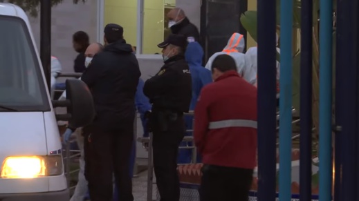 مصرع 13 شخصا اثر غرق قارب للهجرة السرية في مياه مليلية مصرع 13 شخصا اثر غرق قارب للهجرة السرية في مياه مليلية