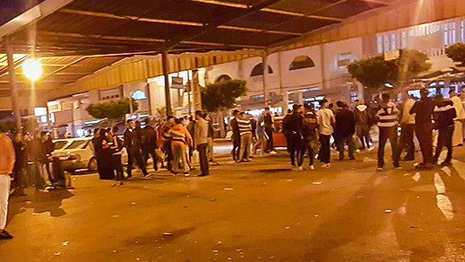 هل سيتدخل عامل الناظور لإنهاء "ابتزاز" سائقي الطاكسيات للمواطنين؟ هل سيتدخل عامل الناظور لإنهاء "ابتزاز" سائقي الطاكسيات للمواطنين؟