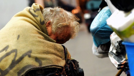 غرفة الجنايات تدين متشرد سرق موادا غذائية وتحكم عليه بالسجن لثلاث سنوات غرفة الجنايات تدين متشرد سرق موادا غذائية وتحكم عليه بالسجن لثلاث سنوات