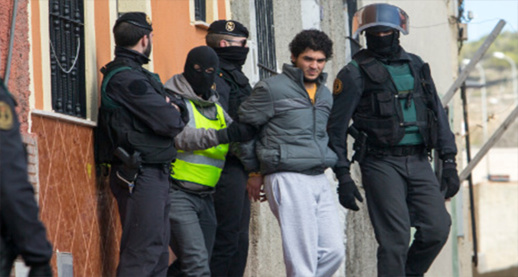 اسبانيا.. السلطات الأمنية تعتقل 3 أشخاص هددوا بتصفية المهاجرين المغاربة