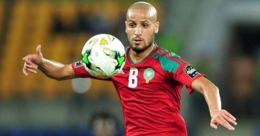 الدولي الريفي الأحمدي : سعيد بالفوز على الكاميرون وهذا موعد اعتزالي الدولي الريفي الأحمدي : سعيد بالفوز على الكاميرون وهذا موعد اعتزالي