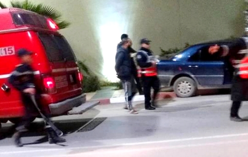 سائق يصطدم بجدار القصر الملكي في حادثة سير مروعة وسط مدينة أزغنغان
