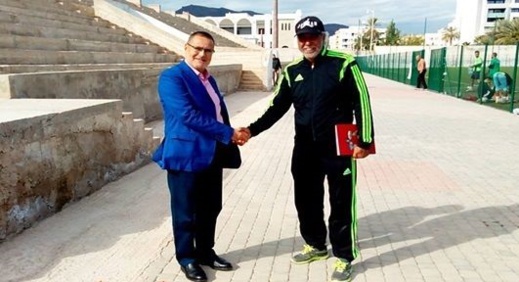 شوقي: مسؤولو عصبة الشرق يملكون من الوسائل ما يكفي لإنصاف هلال الناظور شوقي: مسؤولو عصبة الشرق يملكون من الوسائل ما يكفي لإنصاف هلال الناظور