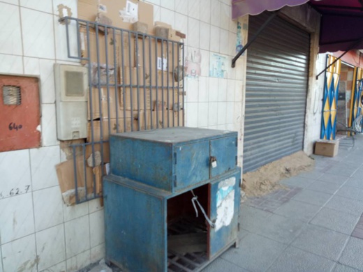 بعد اجتياح الذباب.. سكان أحياء سكنية وسط الناظور يشتكون من غزو الفئران لمنازلهم بأعداد ضخمة بعد اجتياح الذباب.. سكان أحياء سكنية وسط الناظور يشتكون من غزو الفئران لمنازلهم بأعداد ضخمة