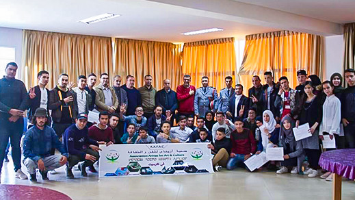 تافرسيت تحتفي بمثقفيها وفنانيها في الدورة الأولى من مهرجان اريناس تافرسيت تحتفي بمثقفيها وفنانيها في الدورة الأولى من مهرجان اريناس