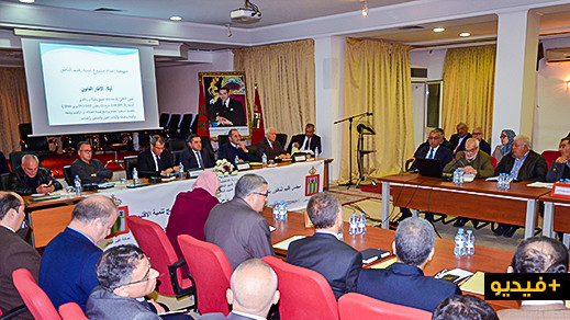 المجلس الإقليمي بالناظور يتشاور مع رؤساء الجماعات و المصالح الخارجية لإعداد برنامج التنمية المجلس الإقليمي بالناظور يتشاور مع رؤساء الجماعات و المصالح الخارجية لإعداد برنامج التنمية