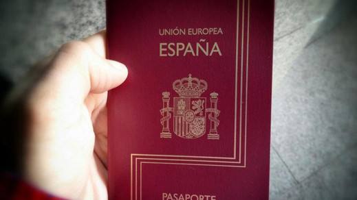 ما يناهز ربع مليون مغربي يحصلون على الجنسية الإسبانية ما يناهز ربع مليون مغربي يحصلون على الجنسية الإسبانية