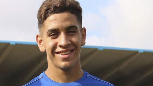 الريفي محمد مزيان لاعب مليلية يوقع ل3 مواسم مع ريال مدريد الريفي محمد مزيان لاعب مليلية يوقع ل3 مواسم مع ريال مدريد