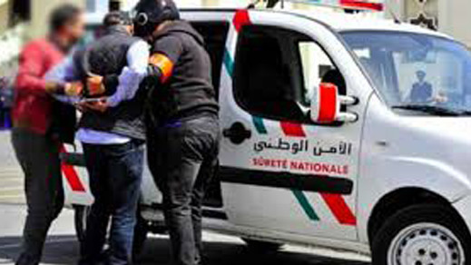 أمن العروي يفكك عصابة للسرقة بالعنف ويعتقل شخصا مبحوثا عنه لنشاطه في الهجرة السرية