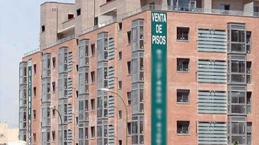 إقبال الناظوريين على شراء العقارات الإسبانية يستنفر مكتب الصرف إقبال الناظوريين على شراء العقارات الإسبانية يستنفر مكتب الصرف