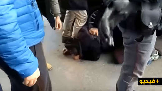 وسام من درجة فارس لمهاجر مغربي انقذ طبيبة من عملية اغتيال وسام من درجة فارس لمهاجر مغربي انقذ طبيبة من عملية اغتيال