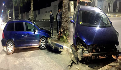 بالصور.. سائق متهور يتسبب في حادث مروع قرب حاجز أمني بمدخل مدينة ازغنغان ويلوذ بالفرار