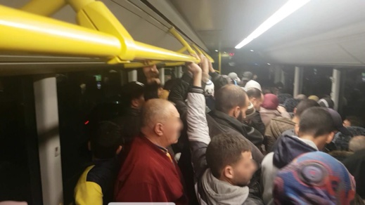 انتهى زمن الإشهار.. الحافلات الجديدة بالناظور تدخل مرحلة العبث انتهى زمن الإشهار.. الحافلات الجديدة بالناظور تدخل مرحلة العبث