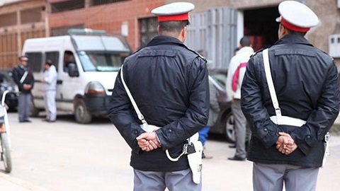 أمن العروي يباغت محلا تجاريا ويحجز لدى صاحبه كمية كبيرة من الحشيش