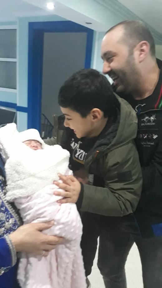 تهنئة بمناسبة إزدياد مولودة لعائلة محمادي "بوصابون" بنعلي
